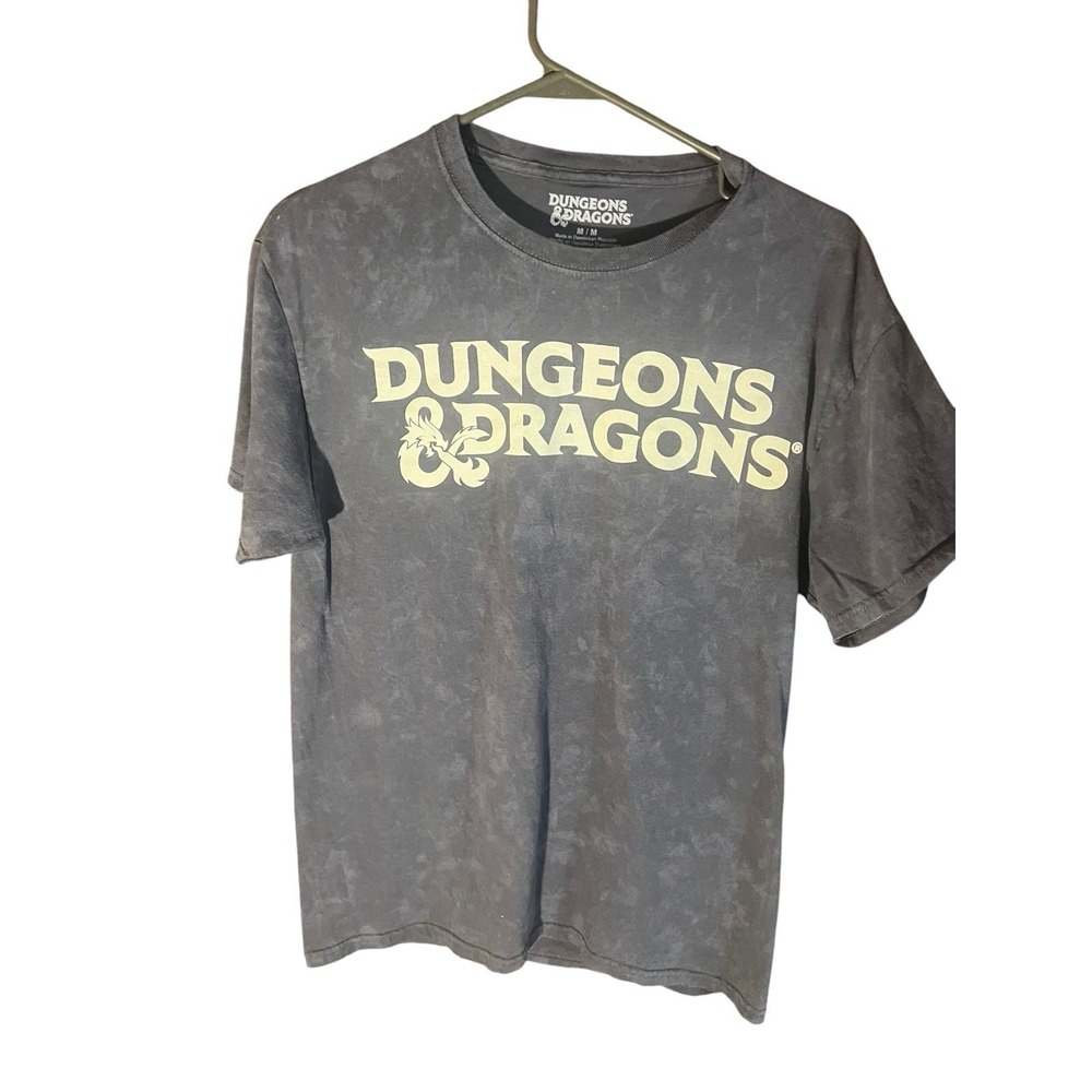 Dungeons and Dragons Men's Size M T-Shirt